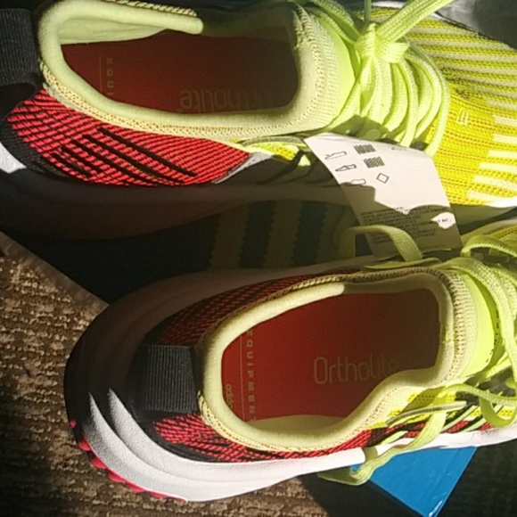 Adidas Sneakers
